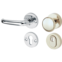 Mi Satori knop/kruk op rozet - SKG Halfsabel glans nikkel / glans chroom links