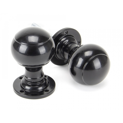 Wardlo deurknop knop 58mm/ rozet 57mm smeedijzer zwart