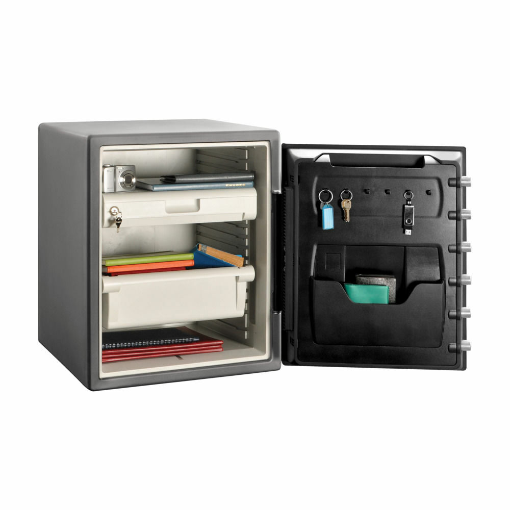 Sfeerimpressie Master Lock safe 205xxl.jpg