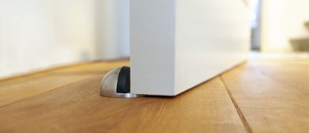 Deurstopper met deur